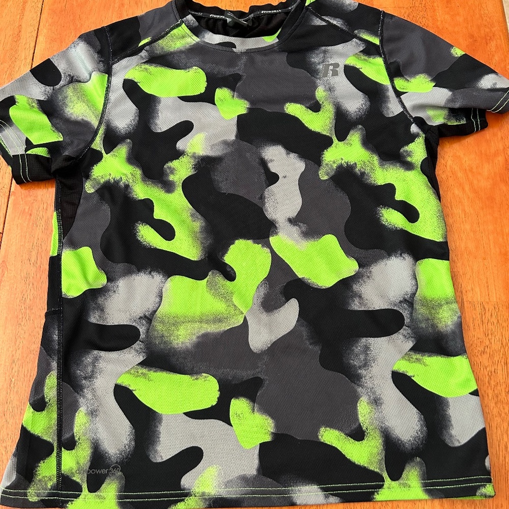 Russell Shirt size XXL (18)